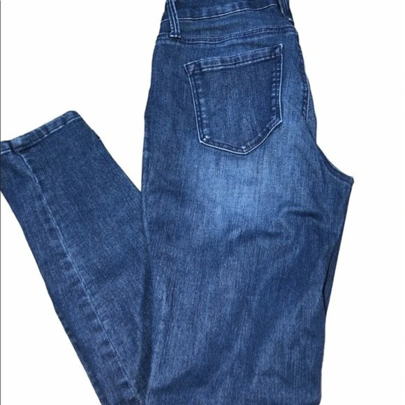 CROWN & Ivy size 4R skinny jeans - Picture 1 of 4